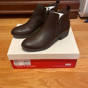 NWT sun and stone ankle boots